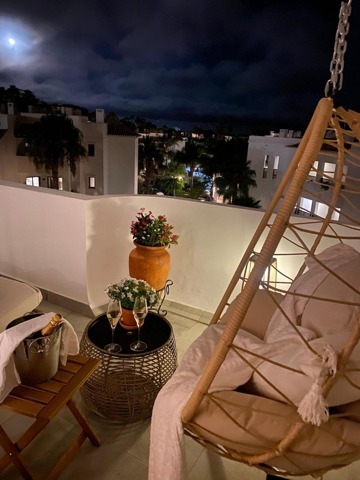 Casa Romantica - Romantic Close To The